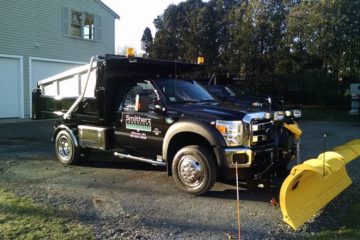 Commercial/Condo Snowplowing and Sanding